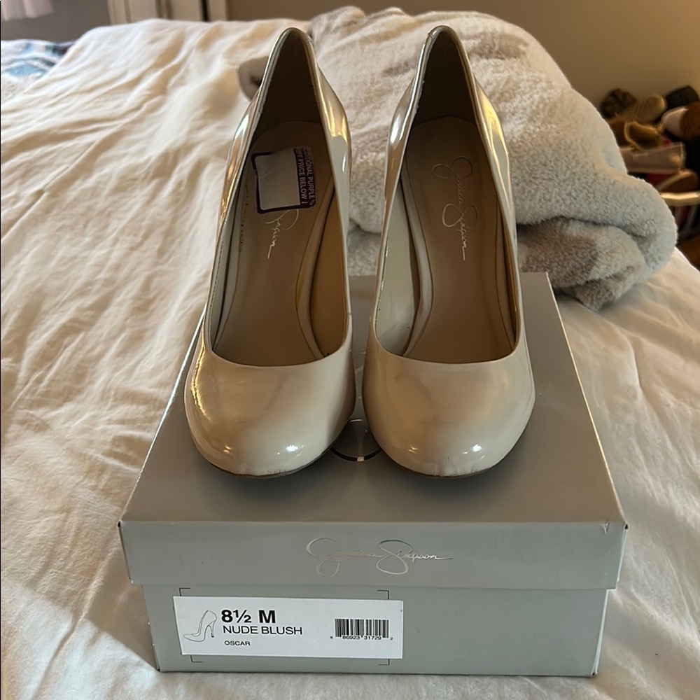 Jessica Simpson Nude Blush Pumps